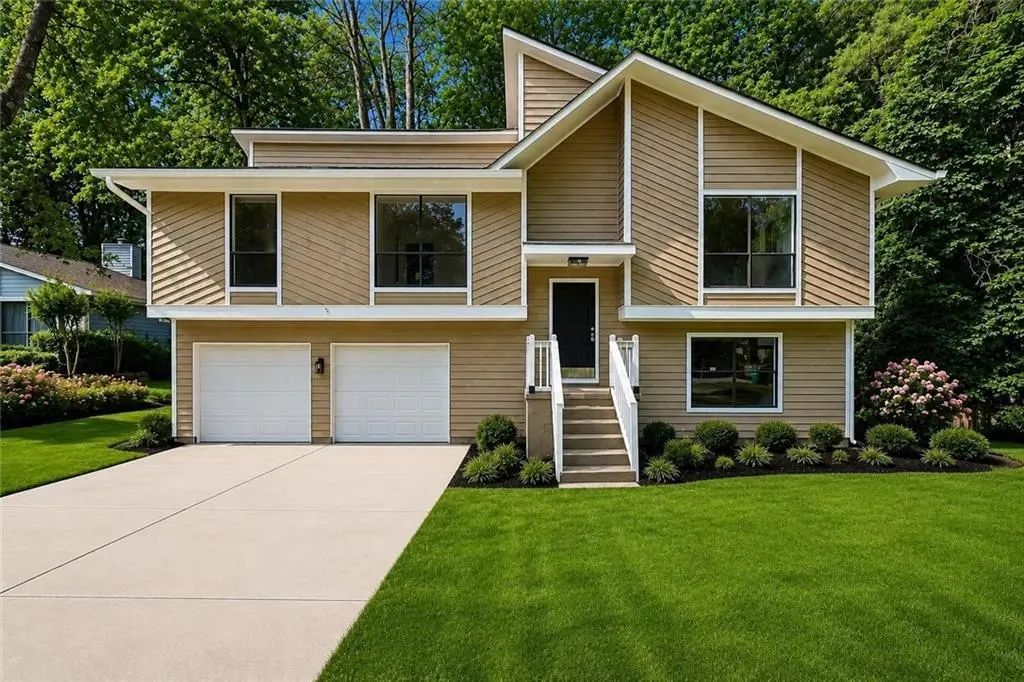 996 Park Forest Trail Nw, Lilburn