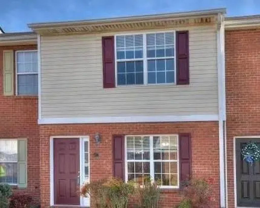67 Princeton Glen Court, Adairsville