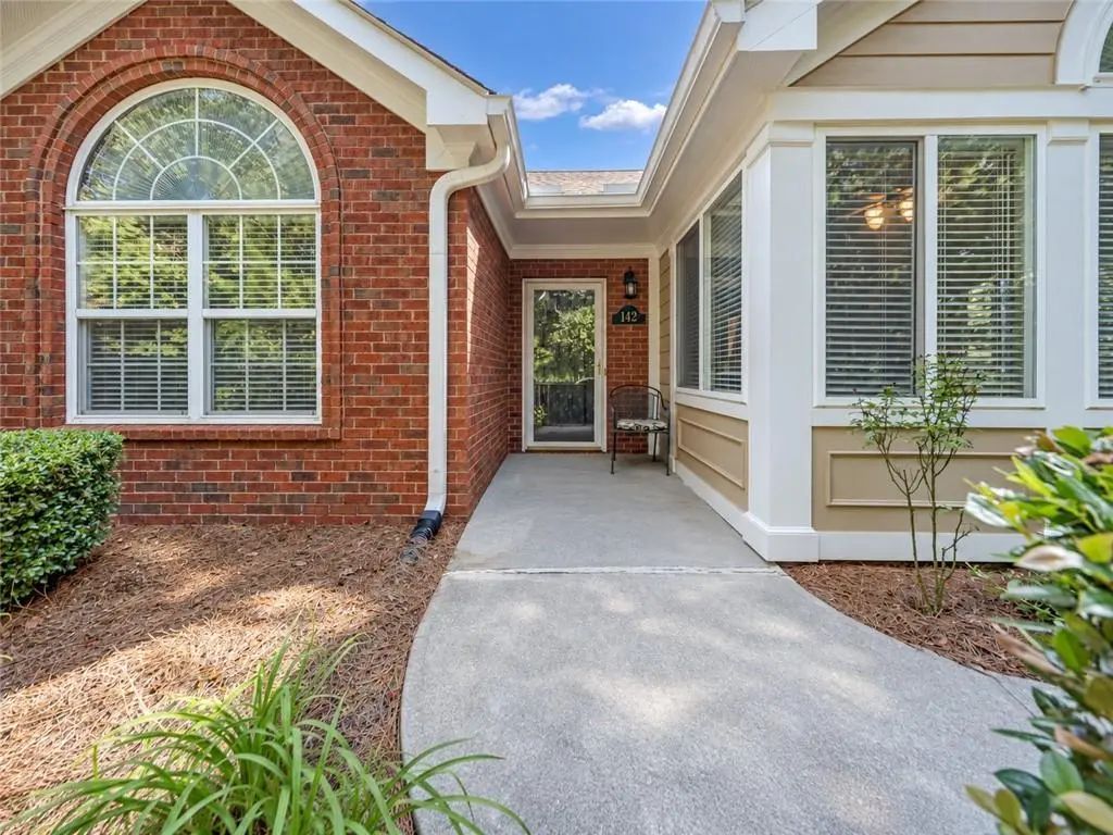 142 Vintage Club Circle, Marietta