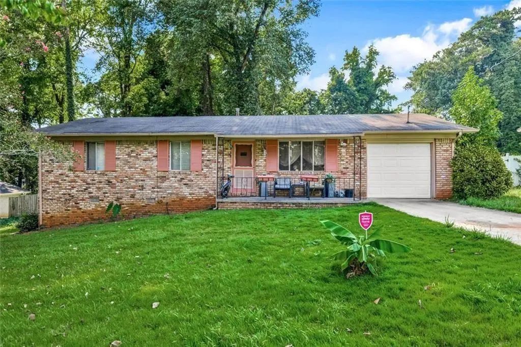 1174 Dantel Court, Stone Mountain