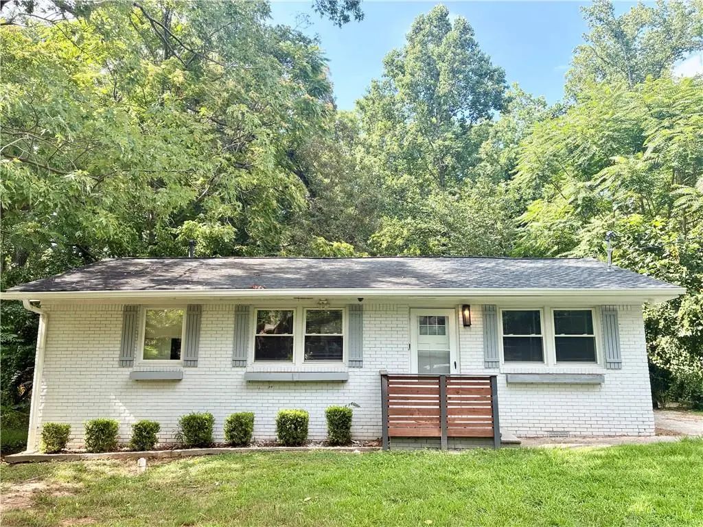3561 Nw Fairburn Place Nw, Atlanta