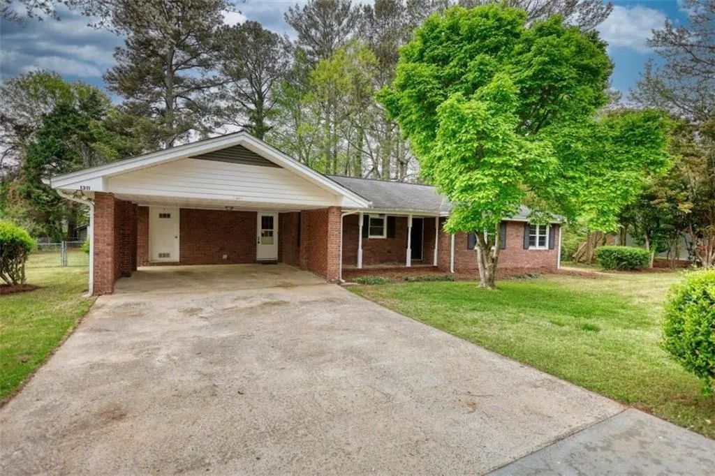 1311 Maple Street Se, Conyers