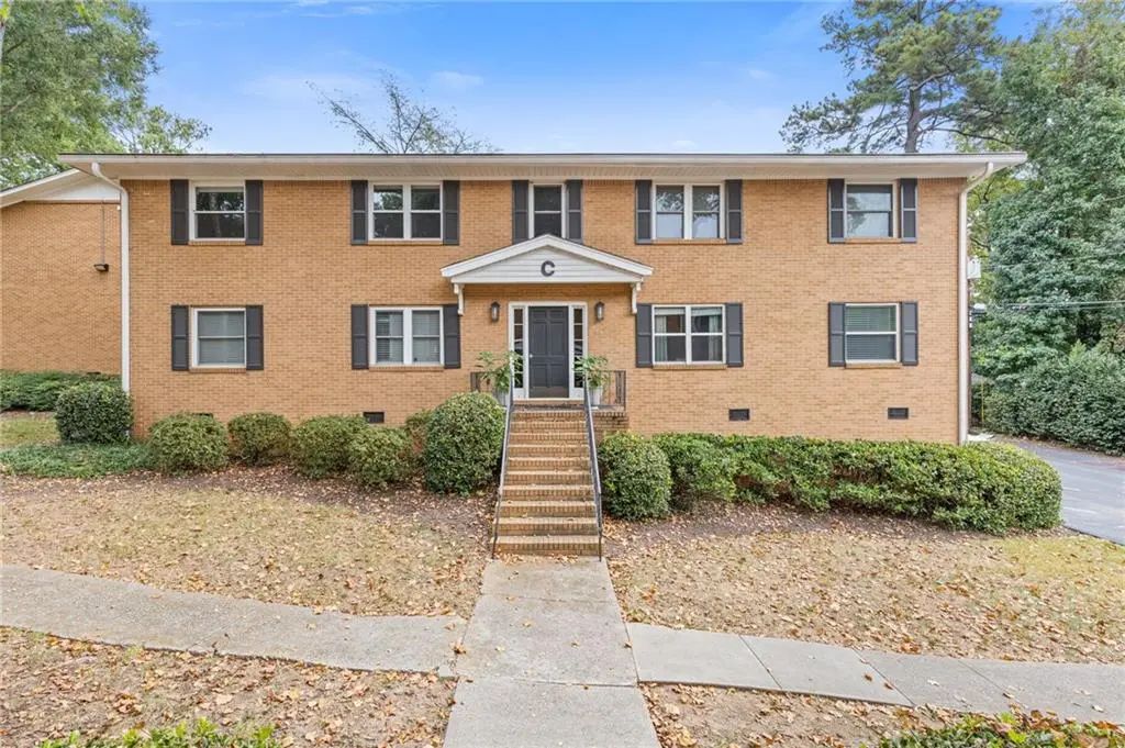Unit Apt C2 - 3510 Roswell Road, Atlanta