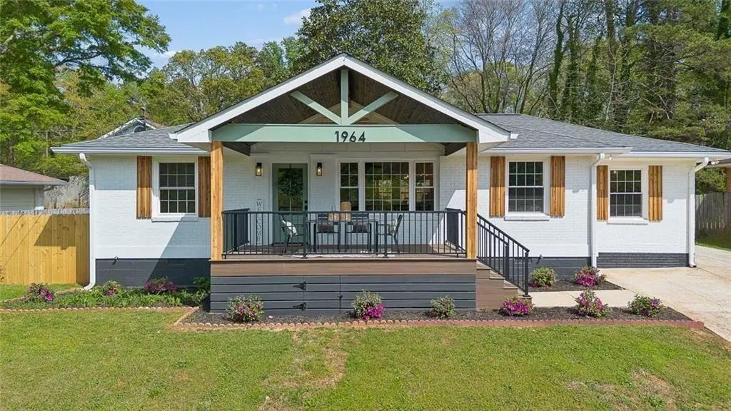 1964 E Lakeside Drive, Decatur