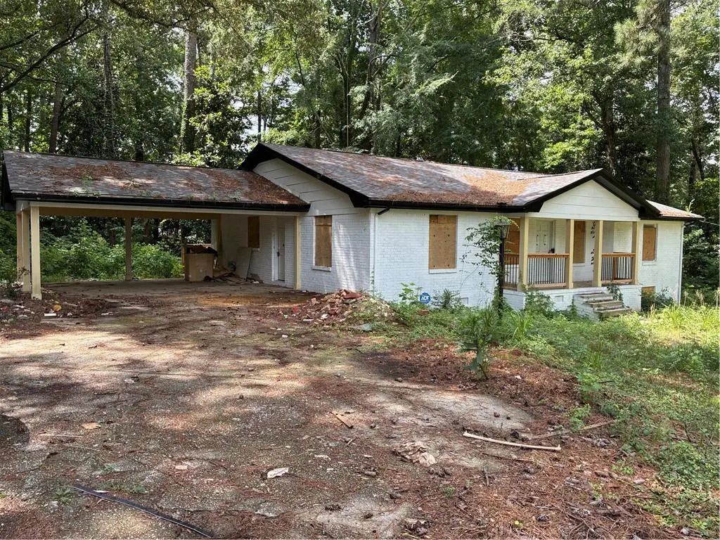 2386 Young Road, Stone Mountain