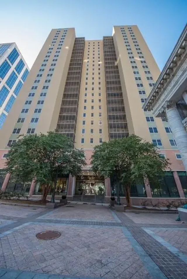 Unit 11c - 300 Peachtree Street Ne, Atlanta