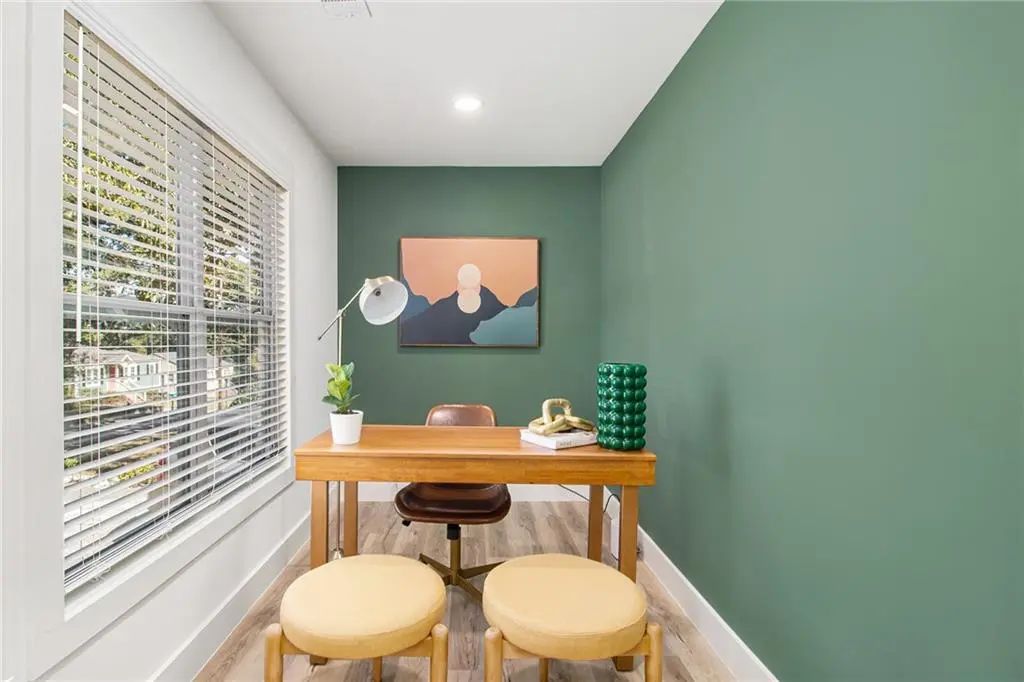 220 Birch Street, Hapeville