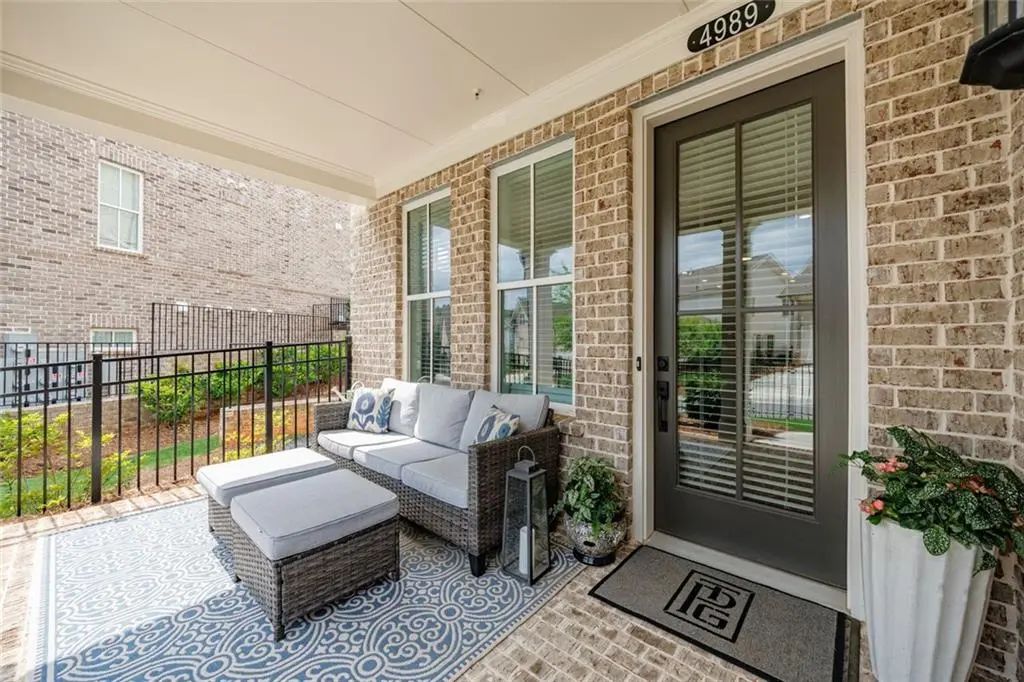 4989 Sealy Circle, Peachtree Corners