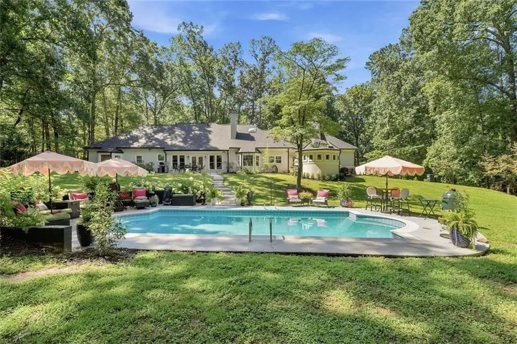 995 Willeo Road, Roswell
