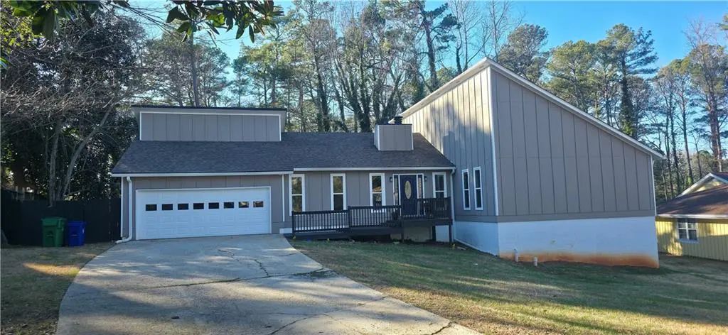 1483 Hidden Hills Parkway, Stone Mountain