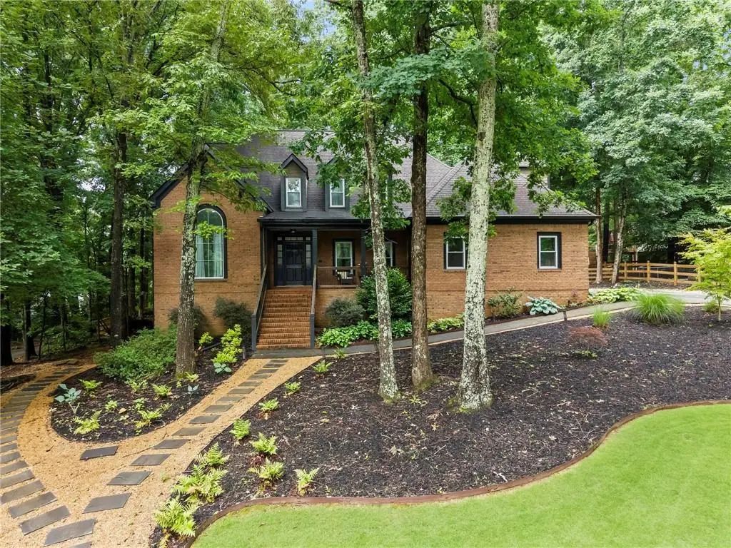 2598 Cricket Court Nw, Marietta