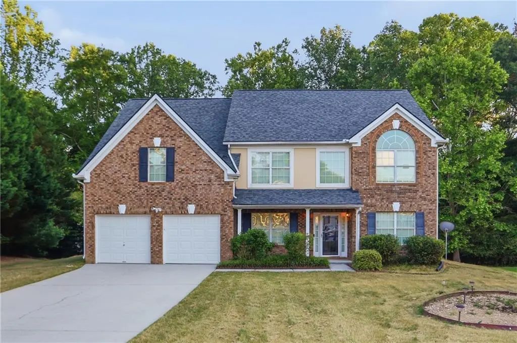 3475 Midway Cove Drive, Loganville