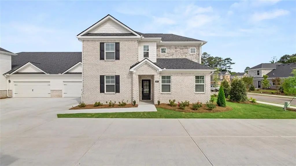 520 Silver Moon Drive, Loganville