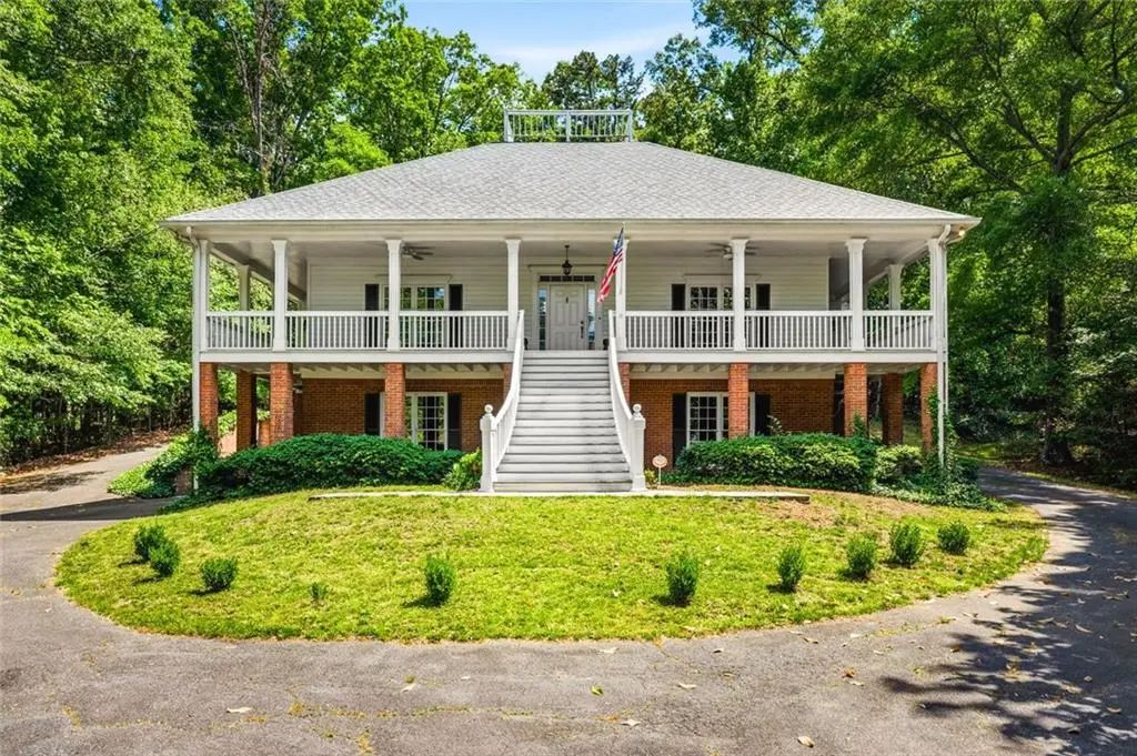 479 S Hillcrest Drive, Marietta