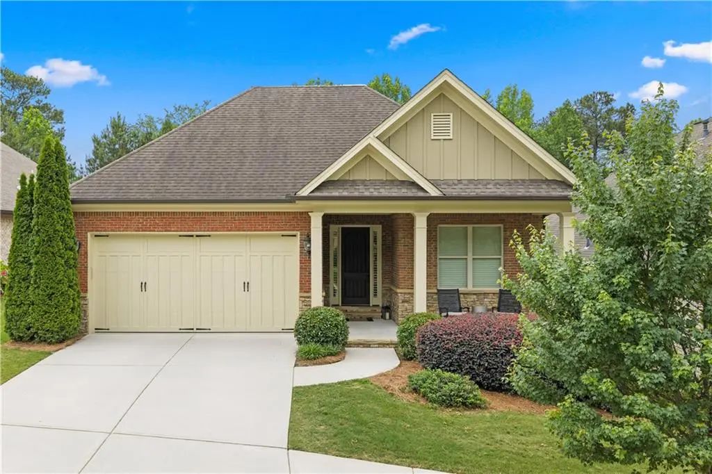 1307 Magnolia Path Way, Buford