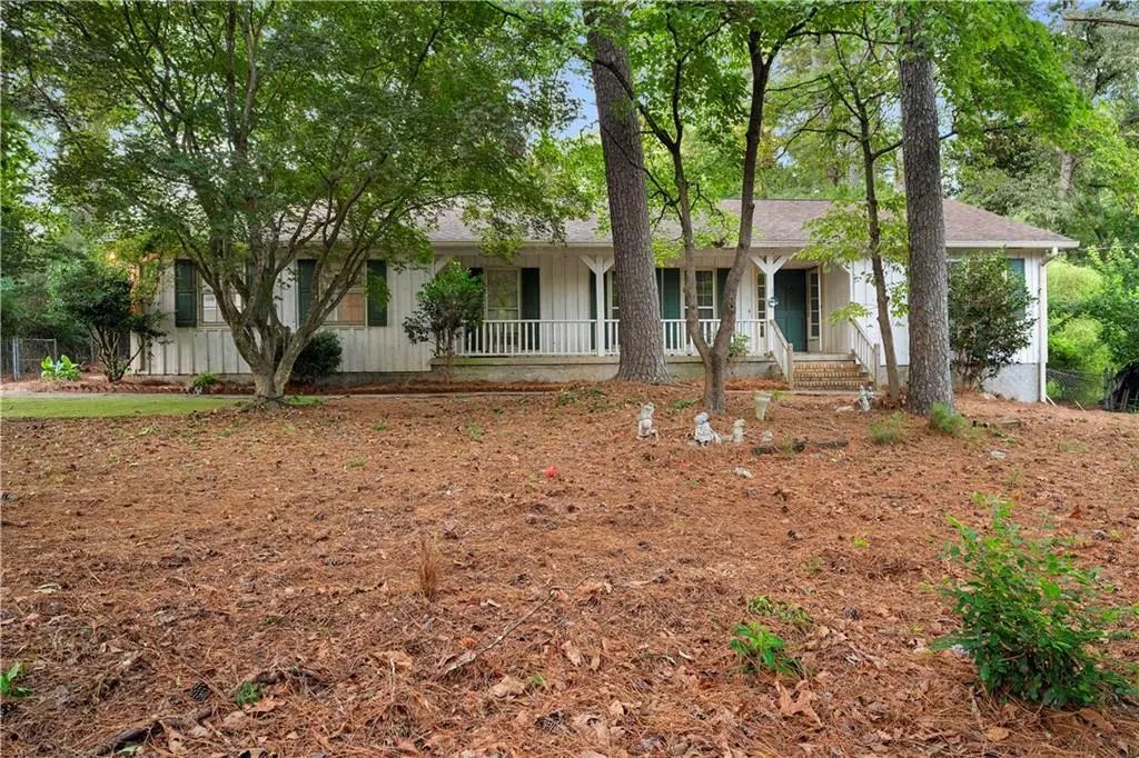 495 Huntington Drive, Alpharetta