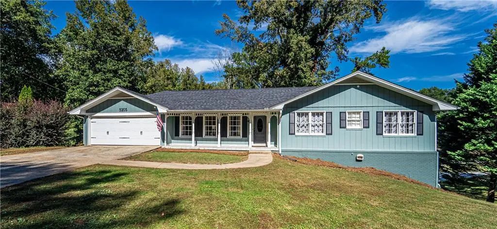 5205 Corinth Circle, Stone Mountain