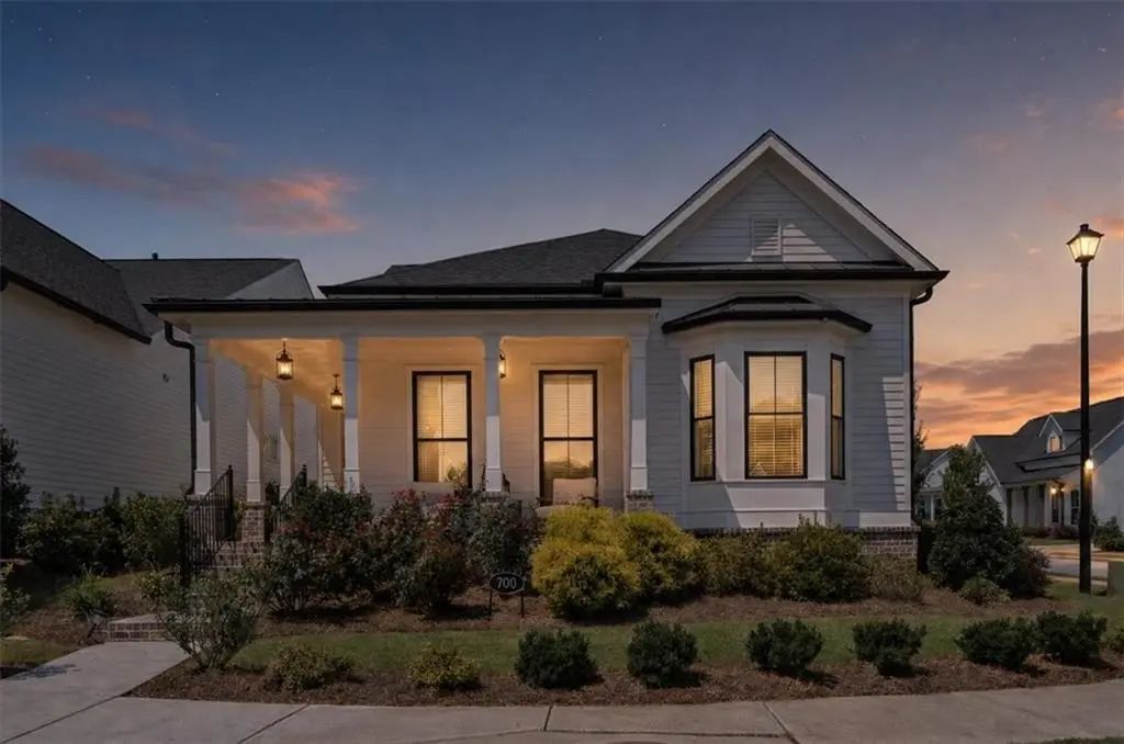 700 Hickory Hollow Walk, Canton