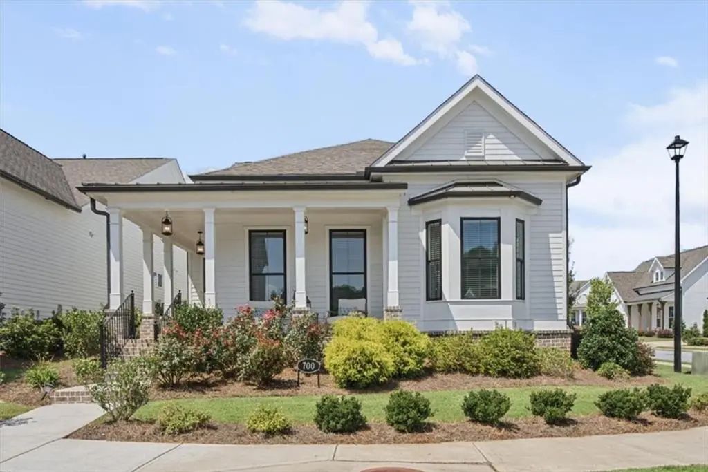 700 Hickory Hollow Walk, Canton
