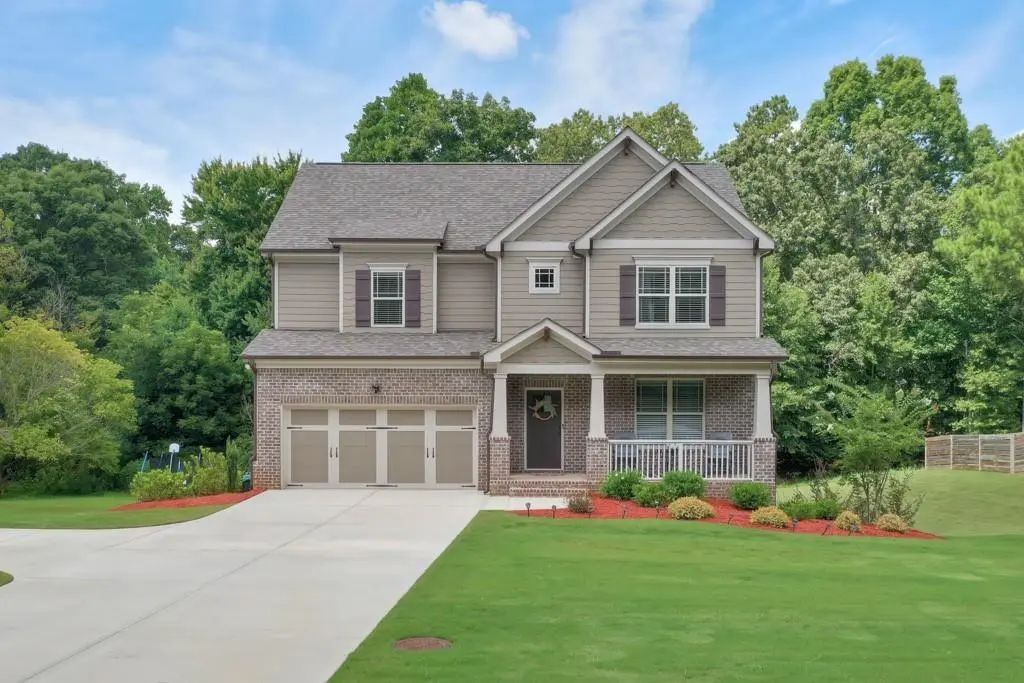 4688 Cantrell Road, Flowery Branch
