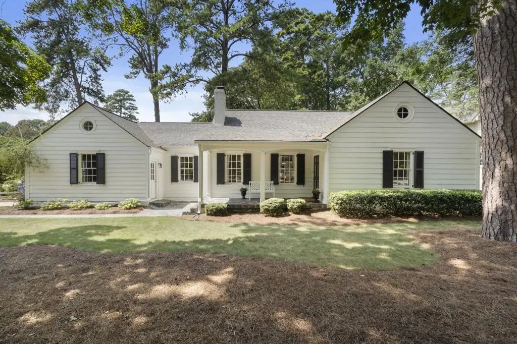 835 Glenbrook Drive, Atlanta
