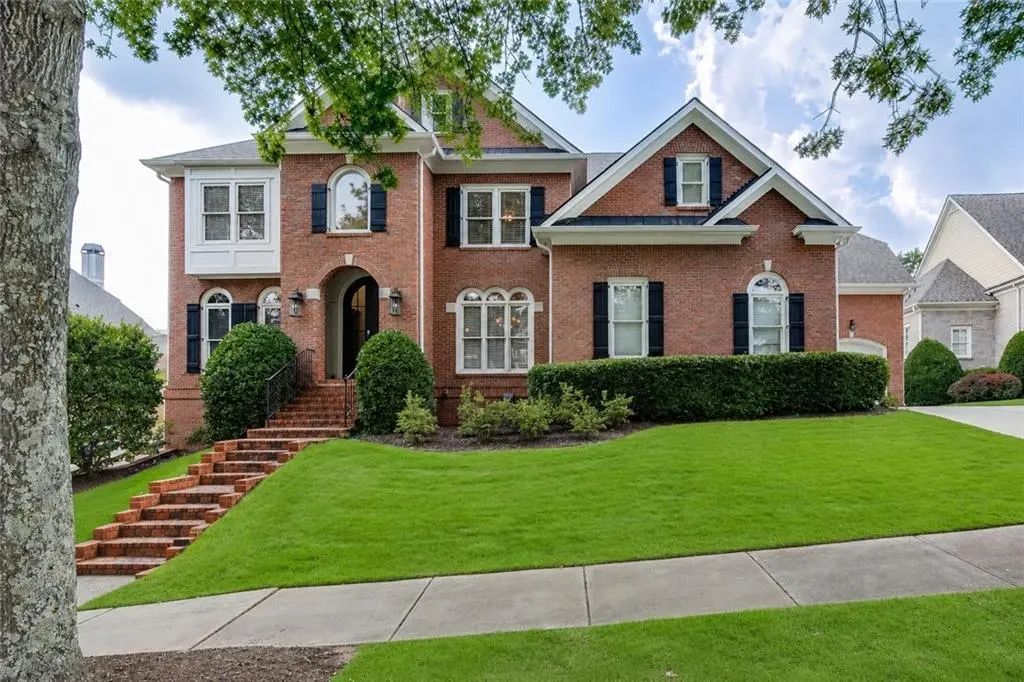 1083 Meadow Bluff Terrace, Suwanee