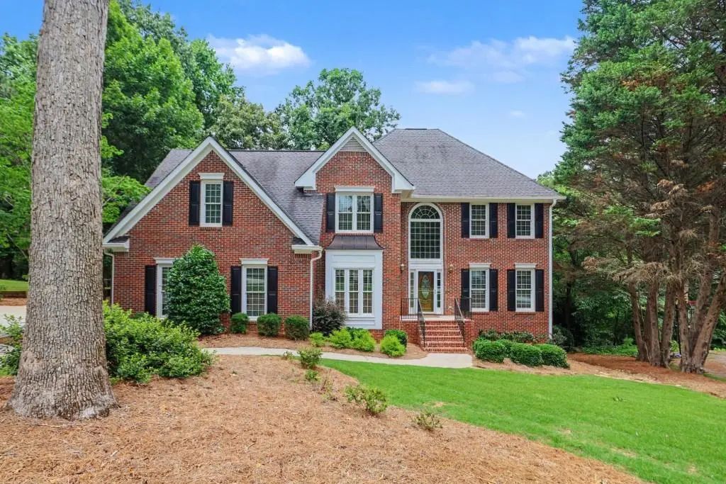 5008 Chapel Lake Circle, Douglasville