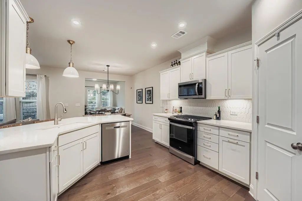 354 Watson Ave, Woodstock
