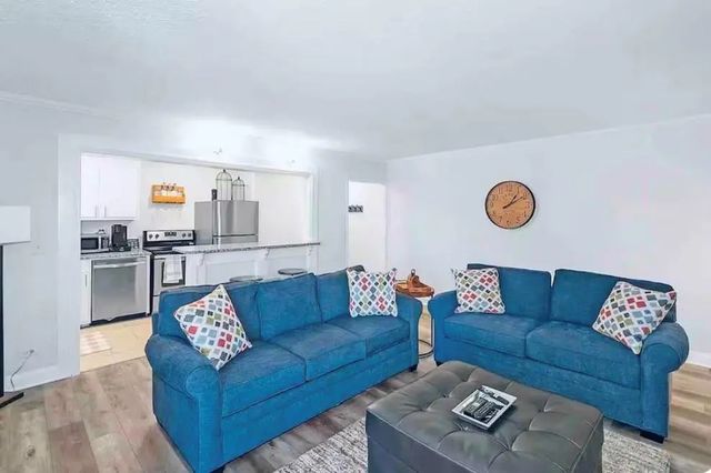 Unit 10o - 300 Peachtree Street Ne, Atlanta