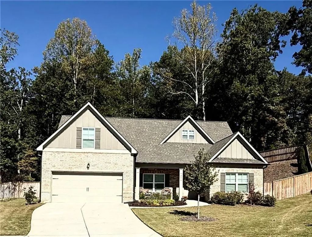 2078 Sidney Cove Court, Buford