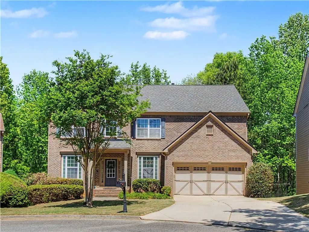 2430 Terry Court, Cumming