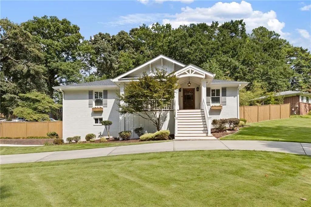2661 Linnwood Drive Se, Smyrna