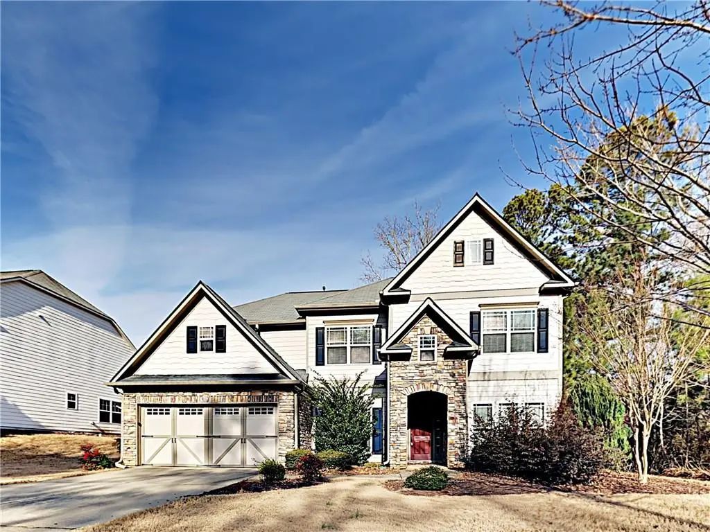 1091 Forest Creek Drive, Canton