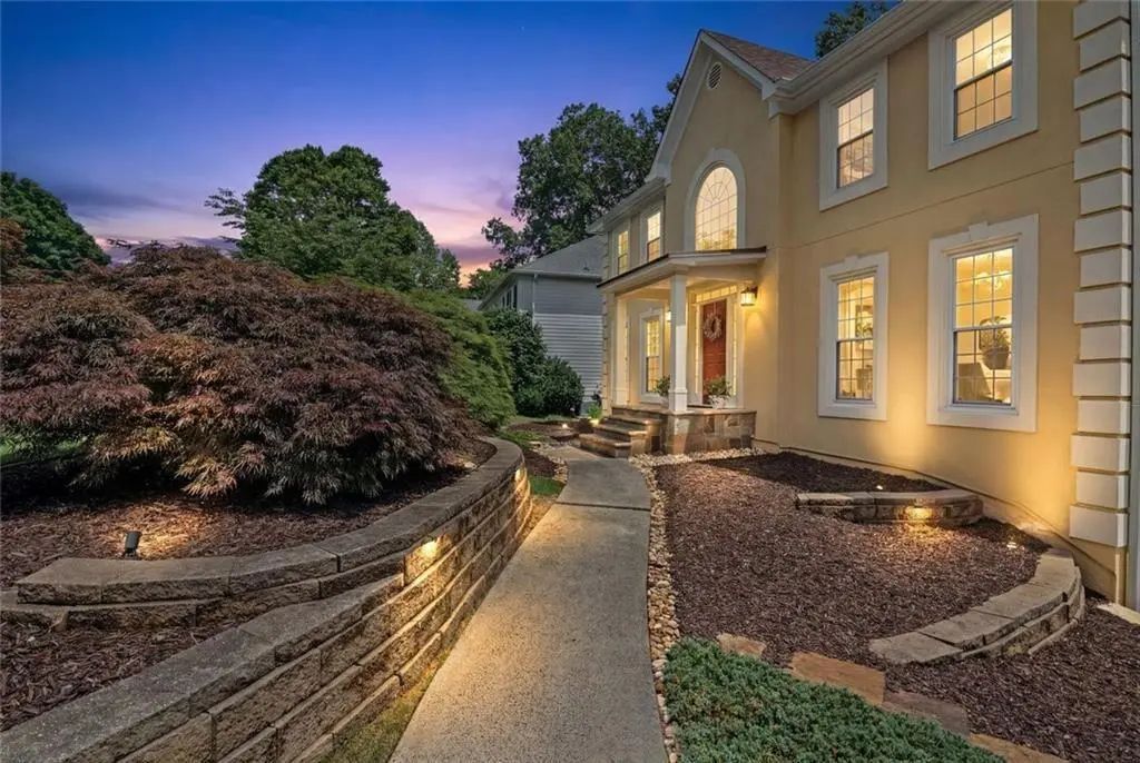 3873 Beacon Street Ne, Marietta
