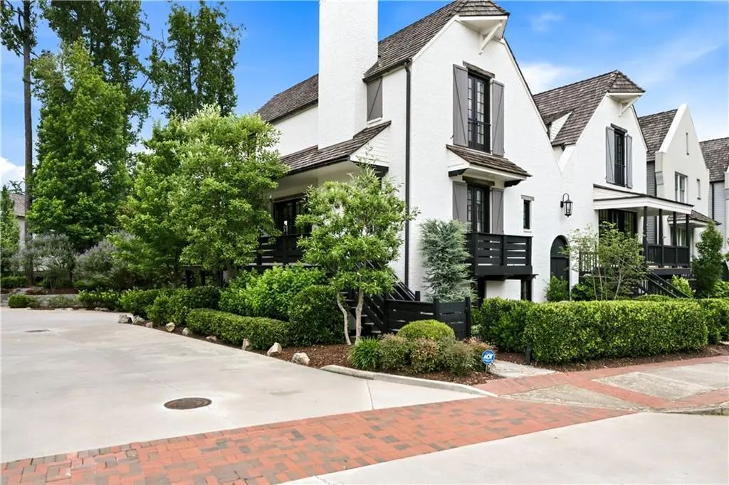 2340 Melina Place, Alpharetta