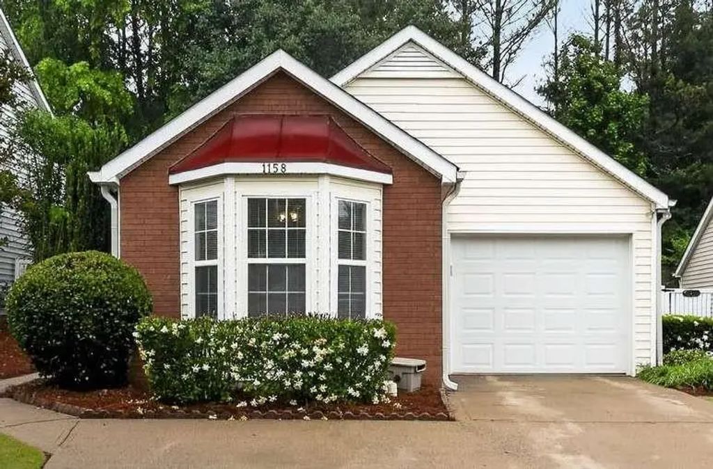 1158 Britley Park Lane, Woodstock