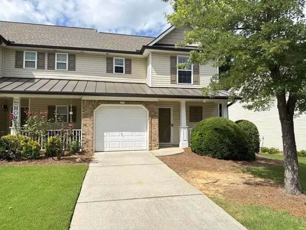 252 Darbys Crossing Court, Hiram