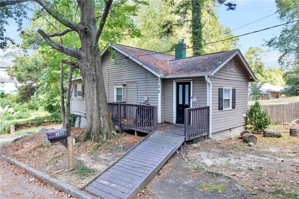 136 Holly Road, Atlanta