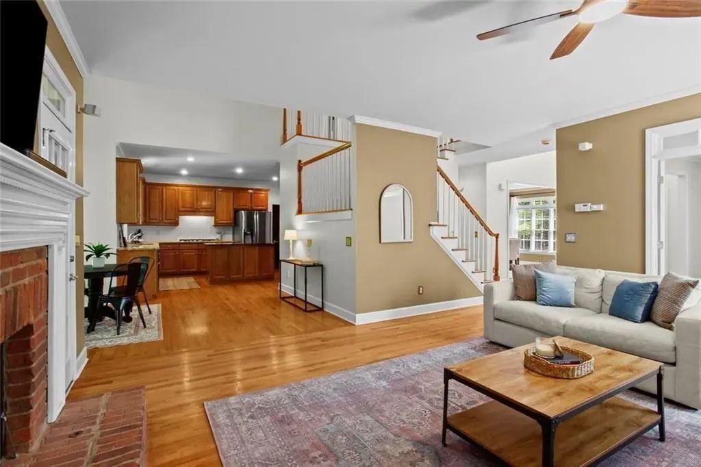 82 Old Mountain Place, Powder Springs