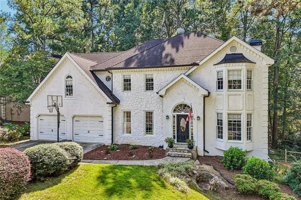 415 Holly Stream Trail, Roswell