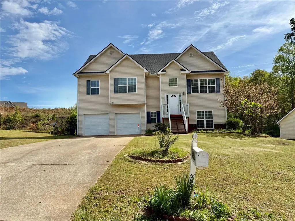 469 Arlington Lane, Commerce