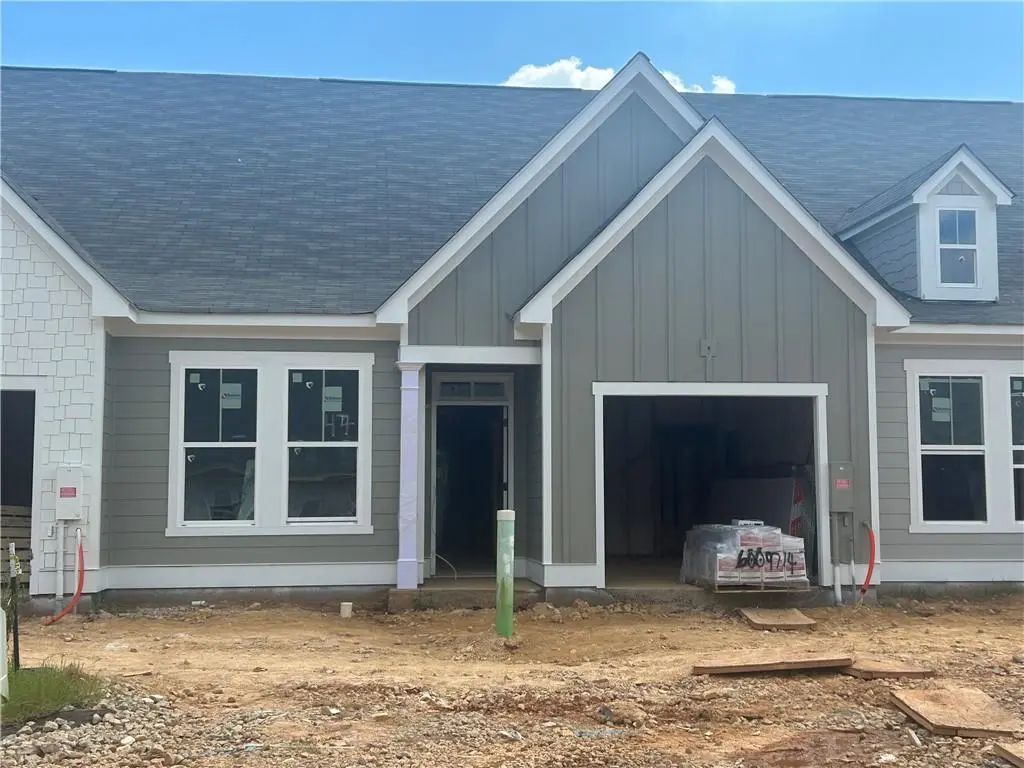 112 Harmony Circle, Cartersville