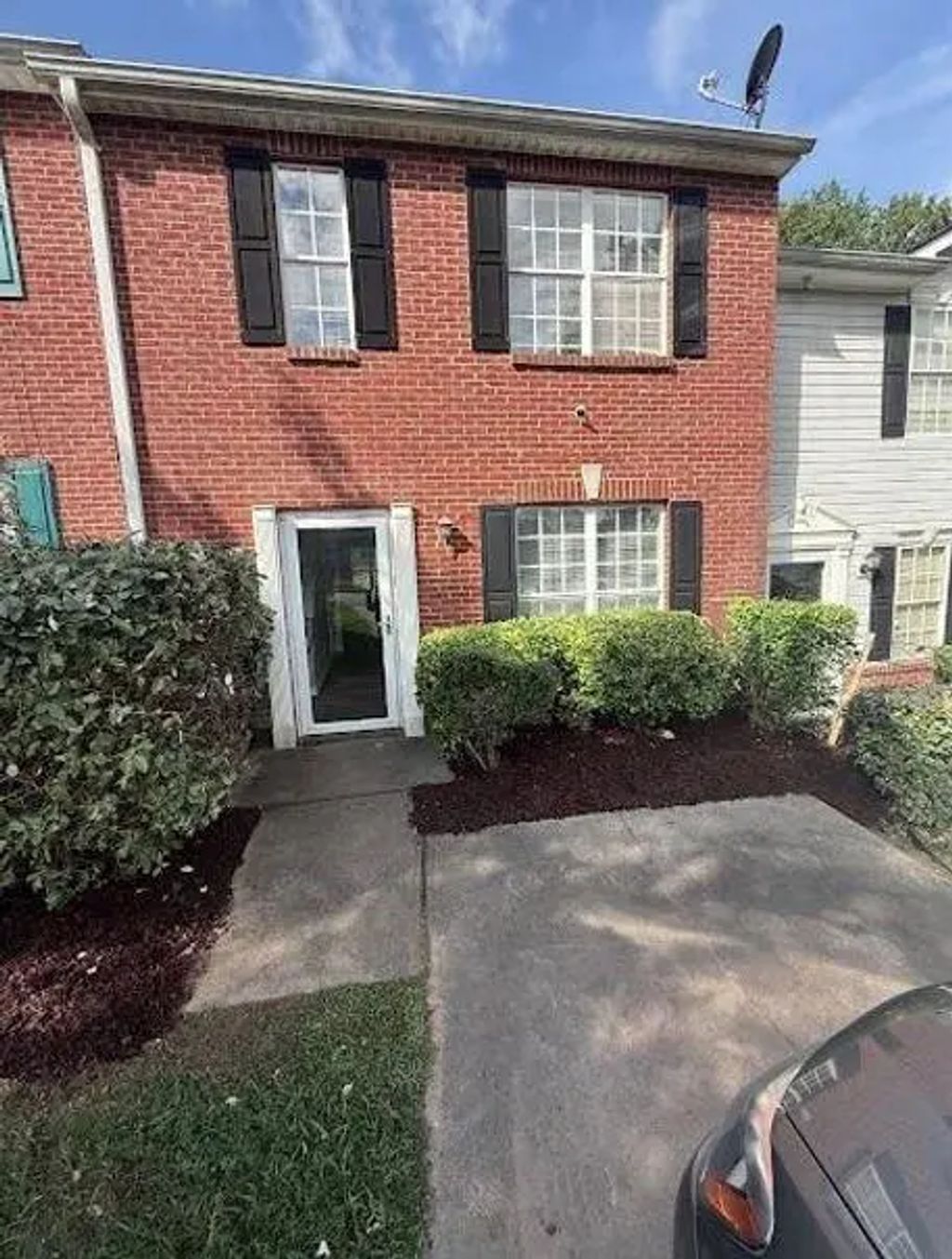 1314 Hollenbeck Lane, Riverdale