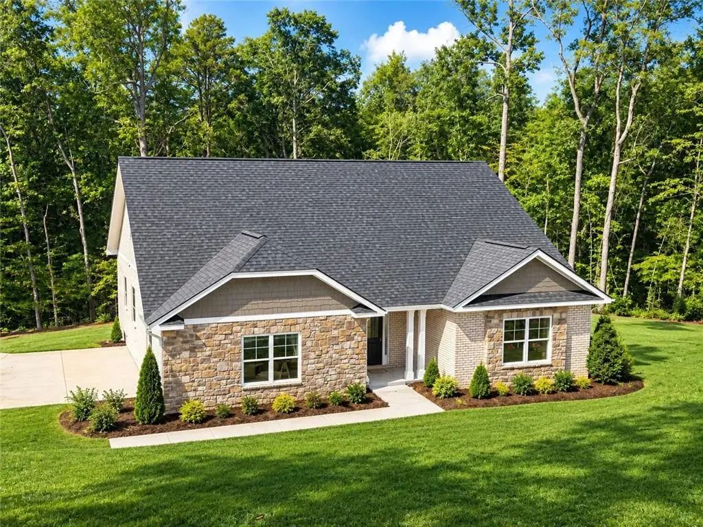 3310 Trevi Trail, Douglasville