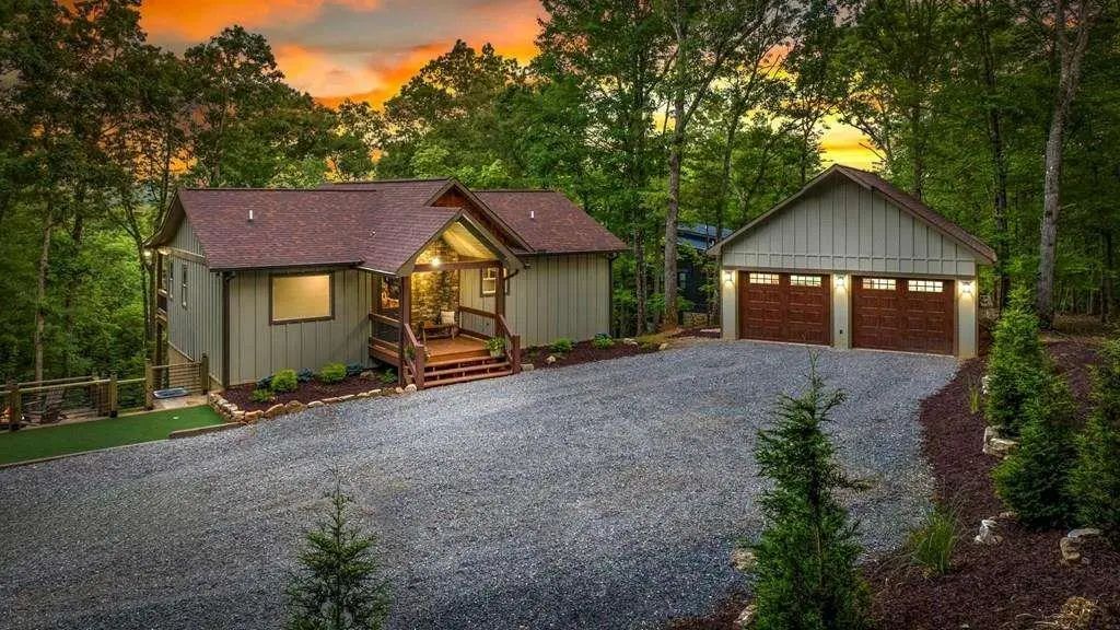 241 Wolf Creek Mountain Road, Mineral Bluff