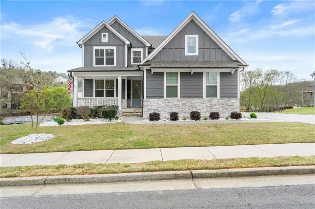 15 Lakeside Way Ne, Cartersville