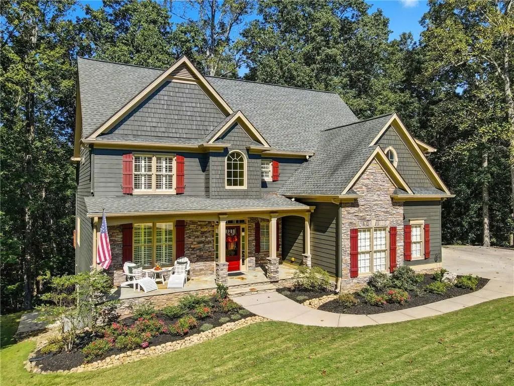 208 N Ridgeview Court, Canton