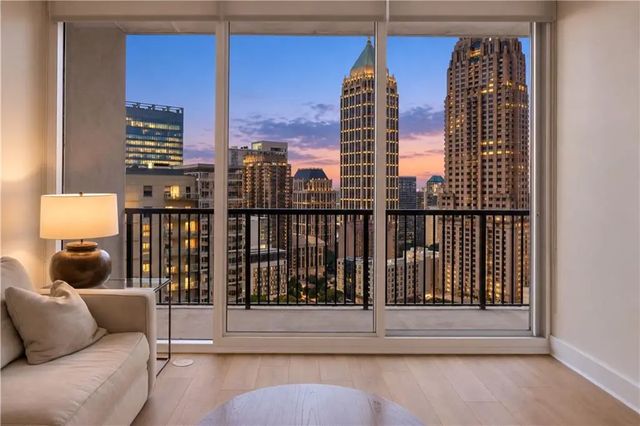Unit 2201 - 1080 Peachtree Street Ne, Atlanta
