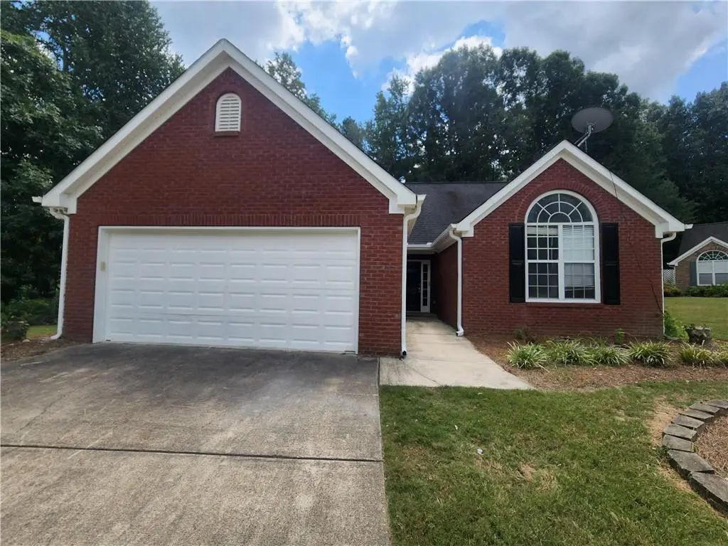 180 Brookestone Point, Fayetteville