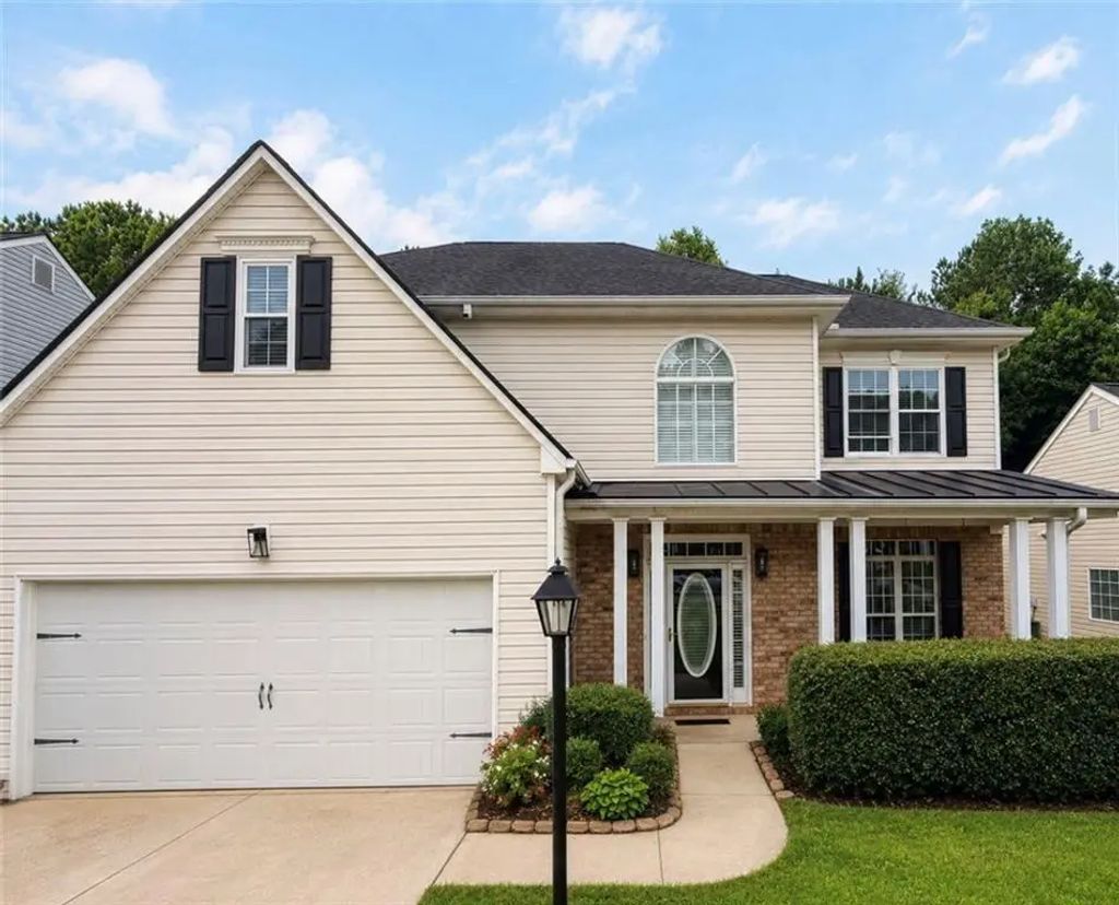 2162 Fall Creek Landing, Loganville
